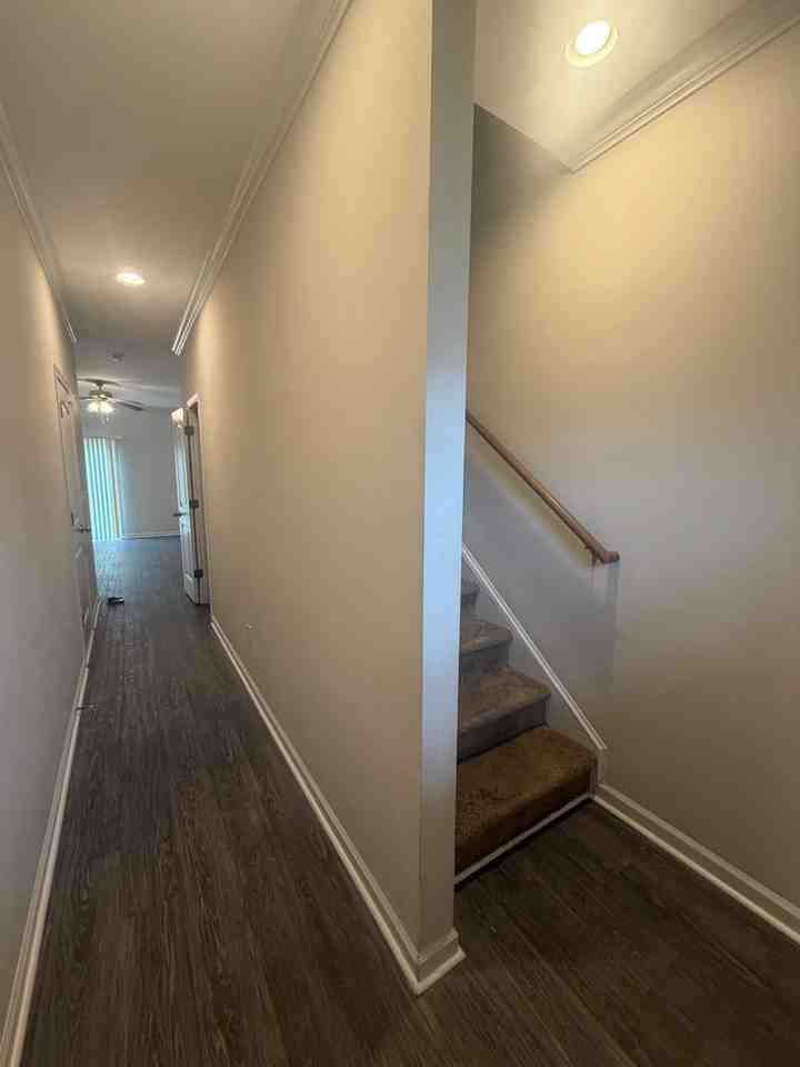 2965 Old Field Rd - Photo 5 of 32