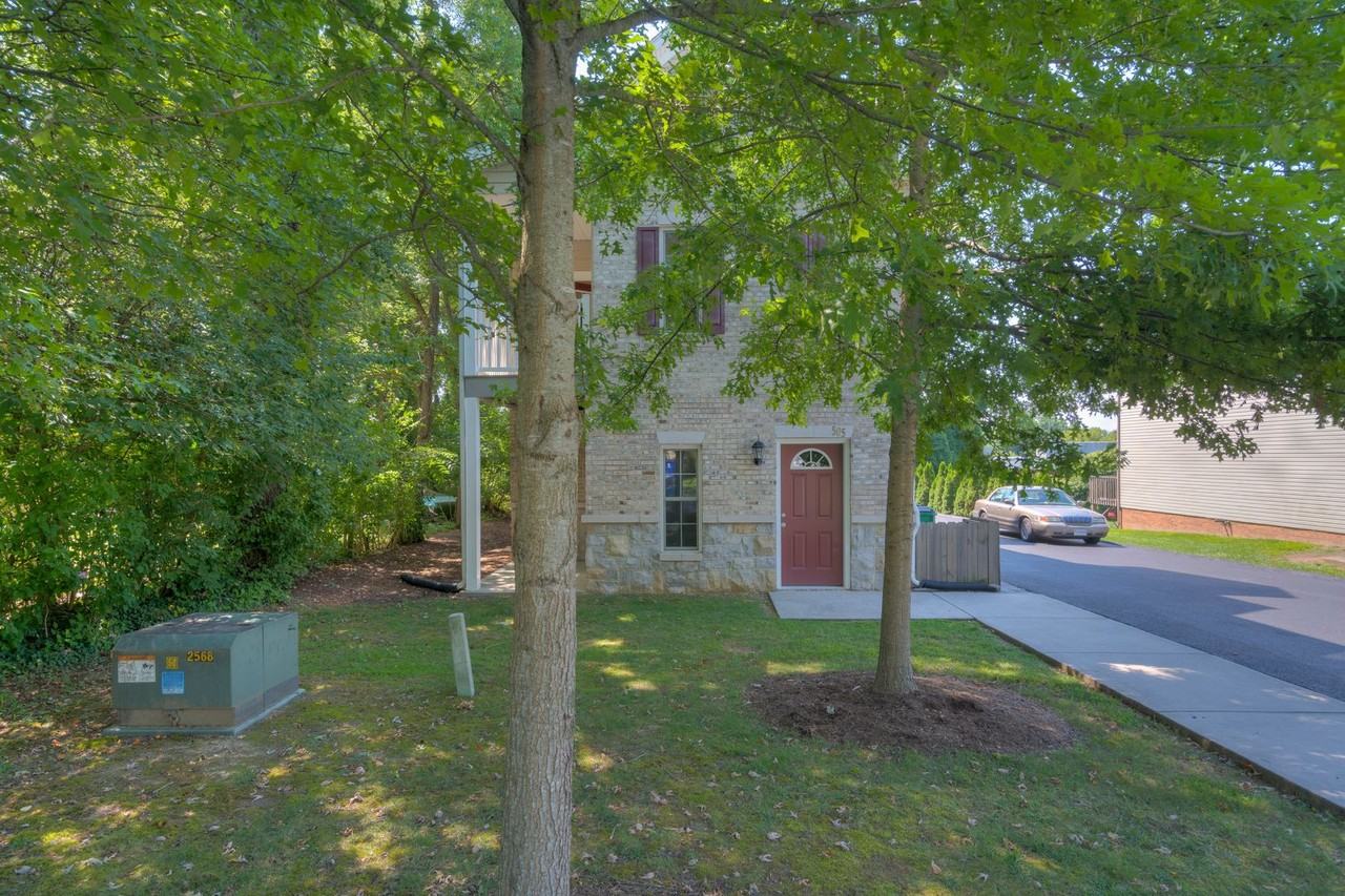 505 Green Street - Photo 3 of 19
