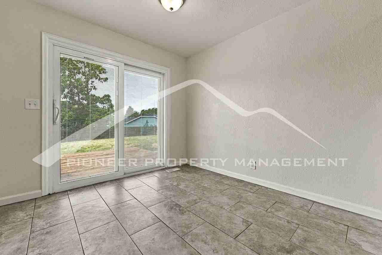 12854 E Florida Dr - Photo 5 of 23