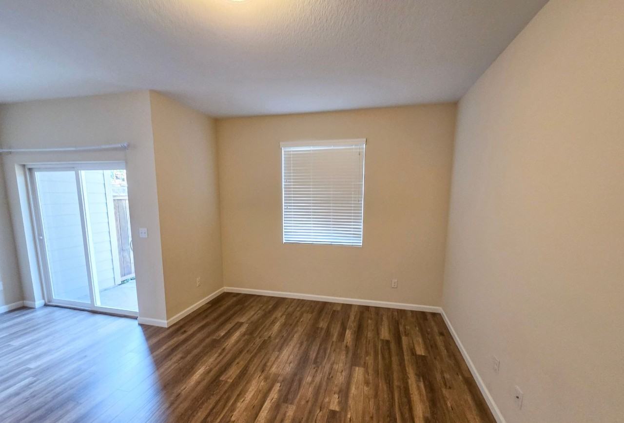 5725 Karen Lynn Loop S - Photo 6 of 26