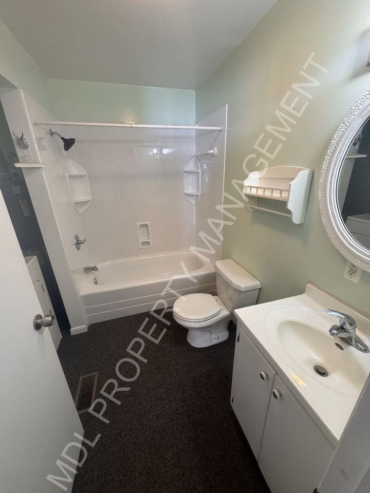403 Polk St - Photo 7 of 11