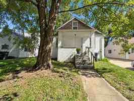 featured image of 1045 Inman St