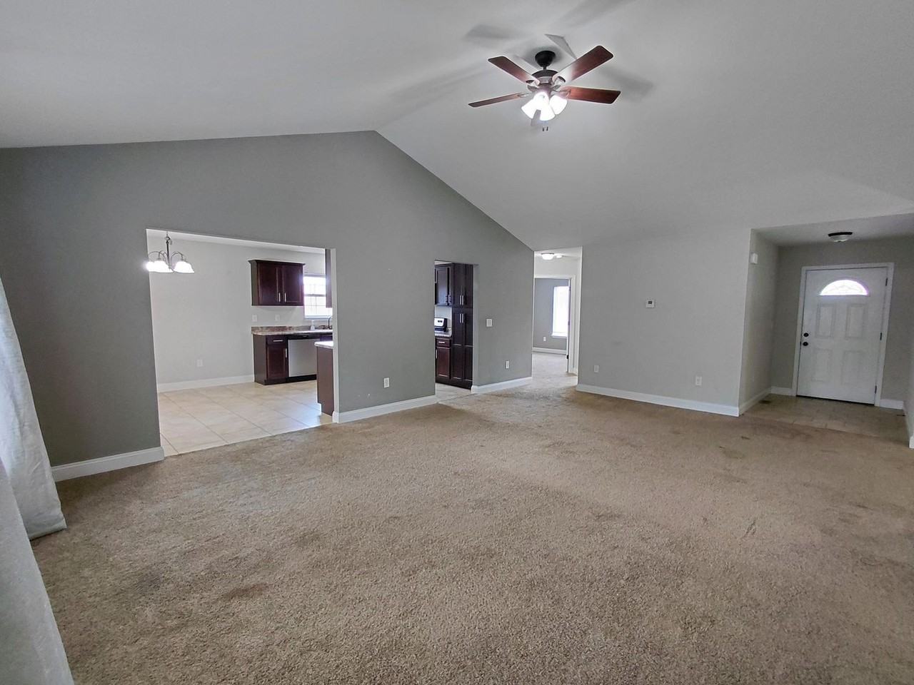 137 Creek View Dr - Photo 3 of 24