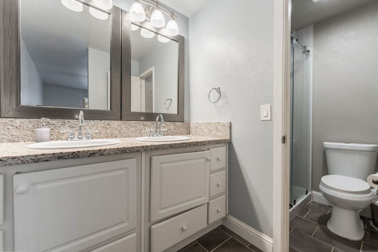 10222 Sunol Way - Photo 4 of 36