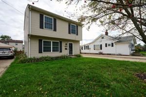 featured image of 32976 Edward Ave