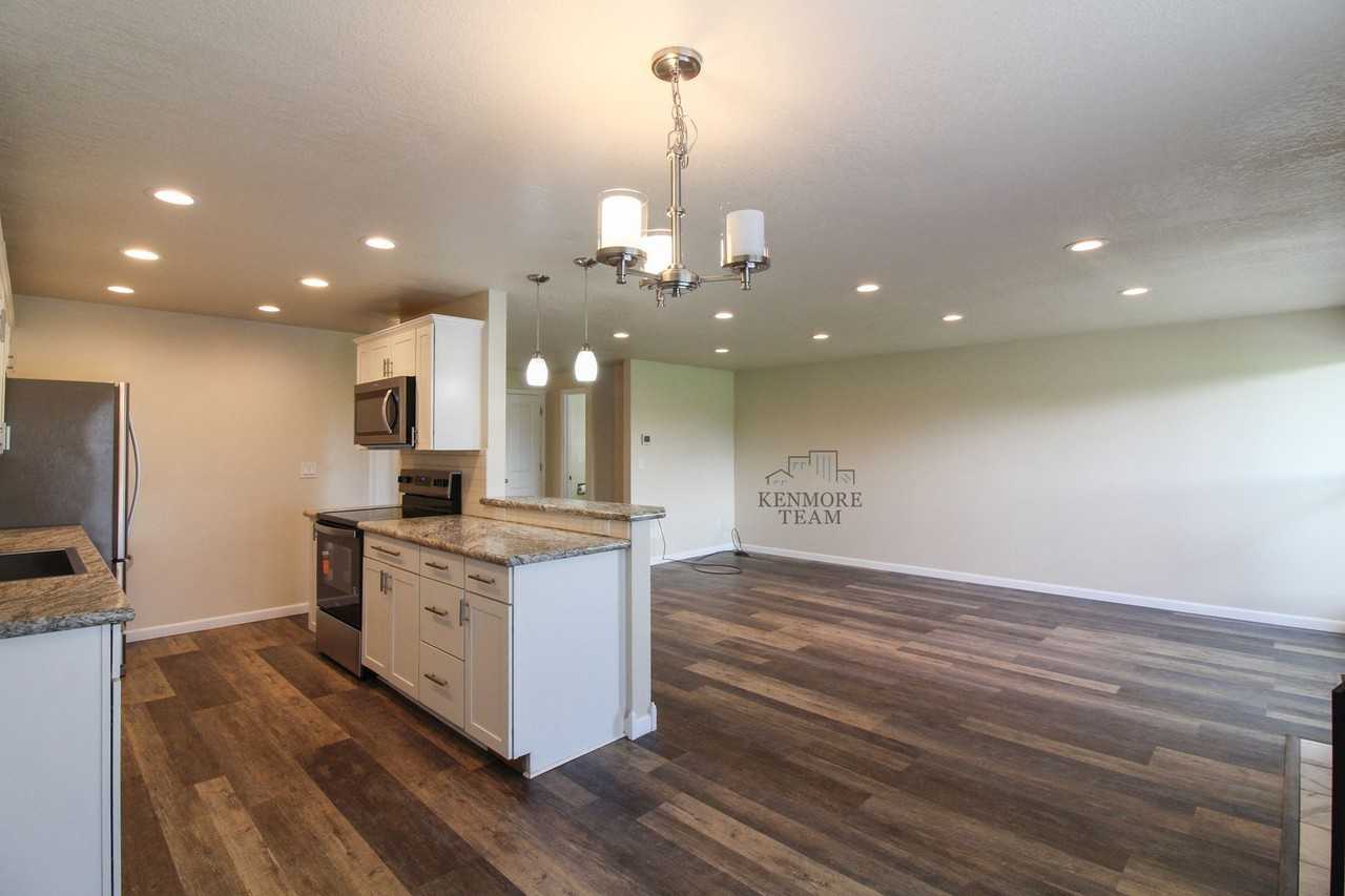 337 Greenbrook Pl - Photo 4 of 20