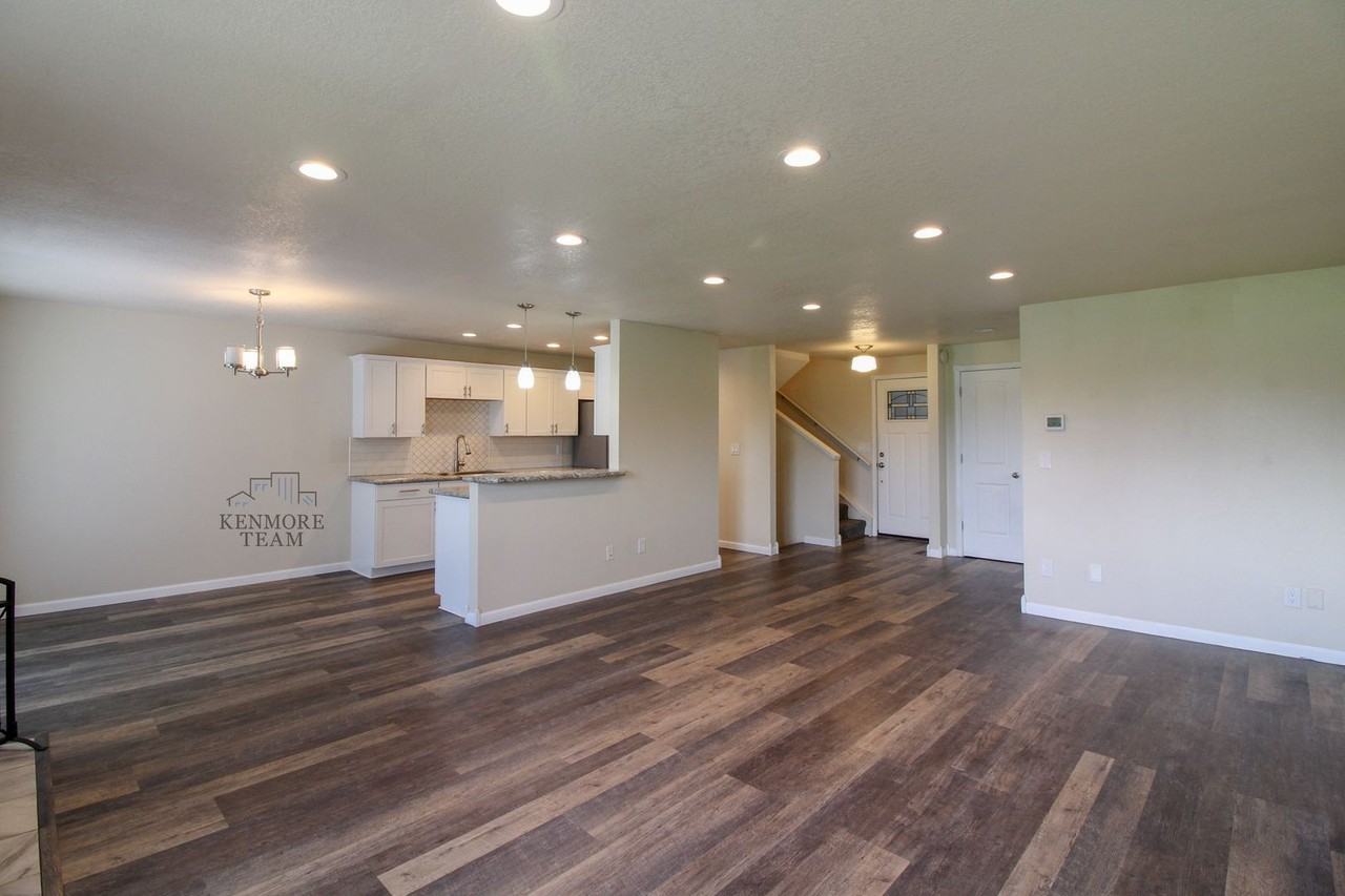 337 Greenbrook Pl - Photo 5 of 20