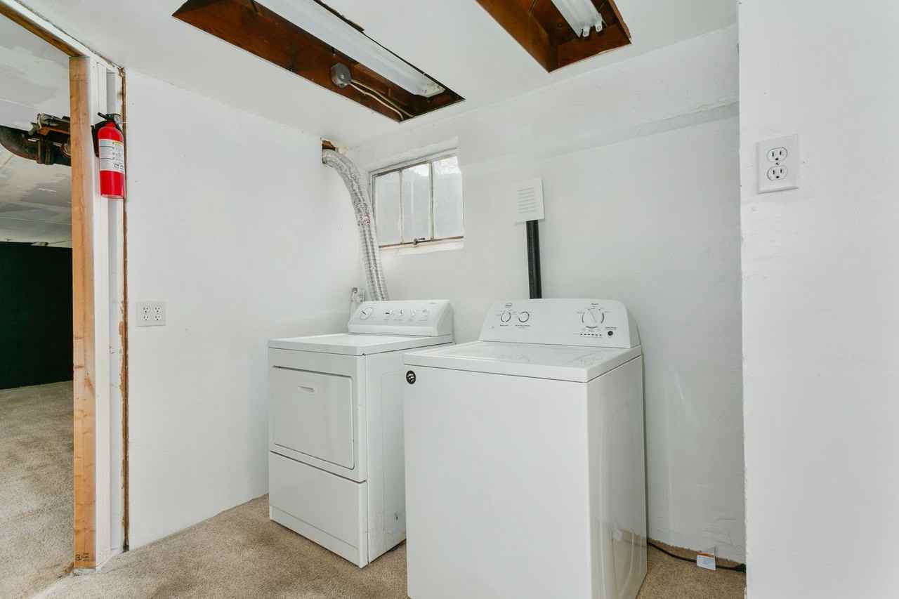 9640 Bridgeport Way Sw - Photo 3 of 24