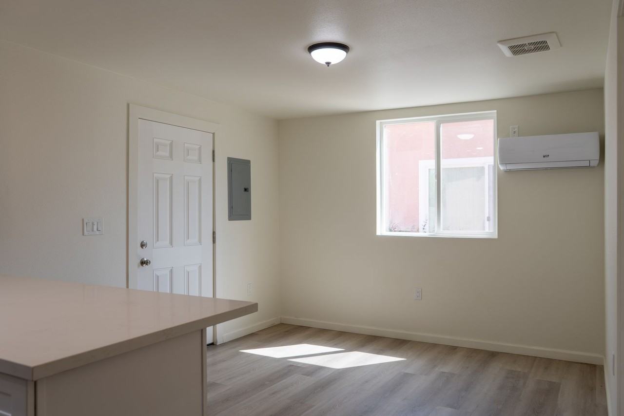 821 E 104th St - Photo 4 of 9