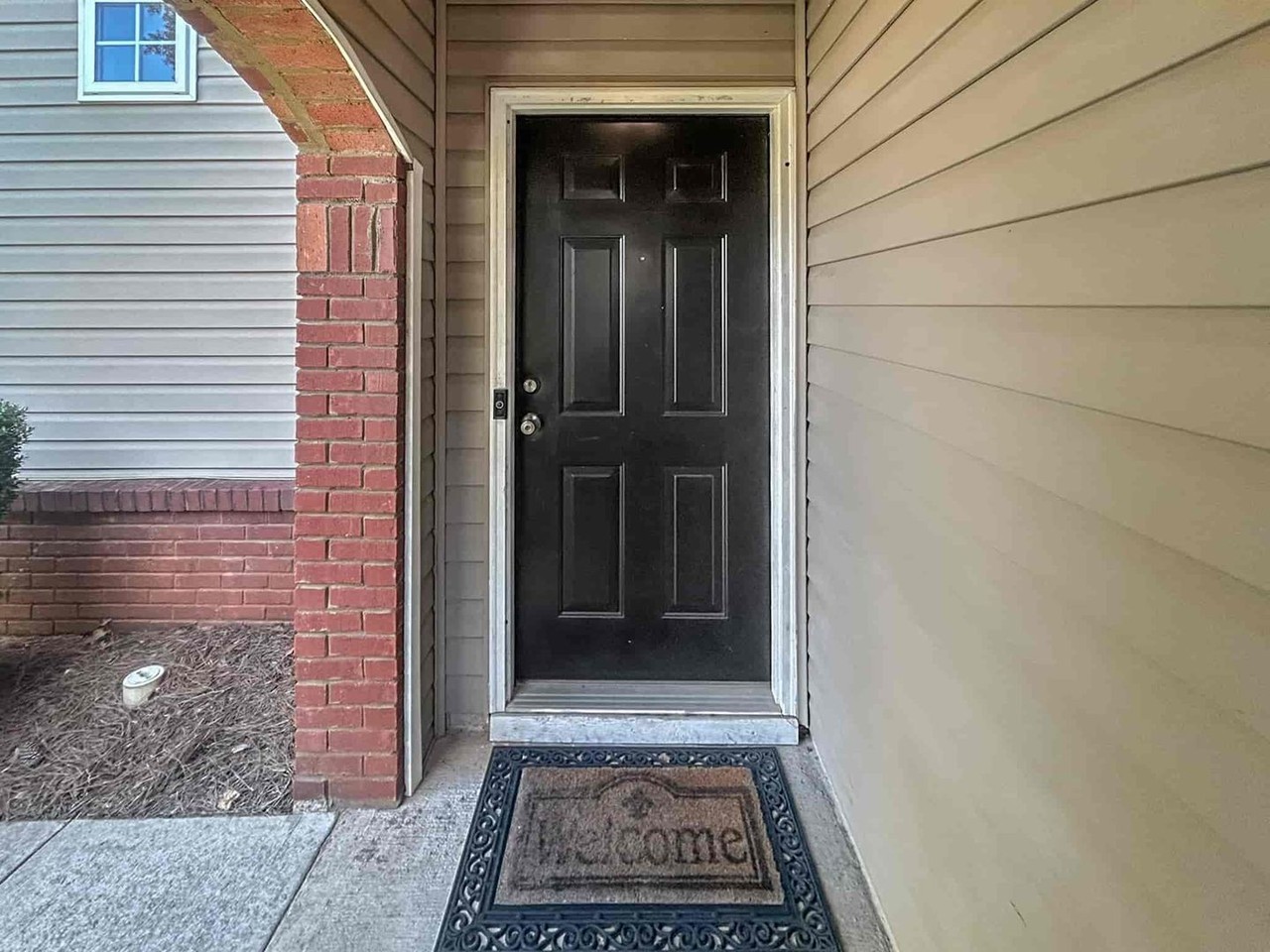 144 Windcroft Ct Nw - Photo 3 of 29