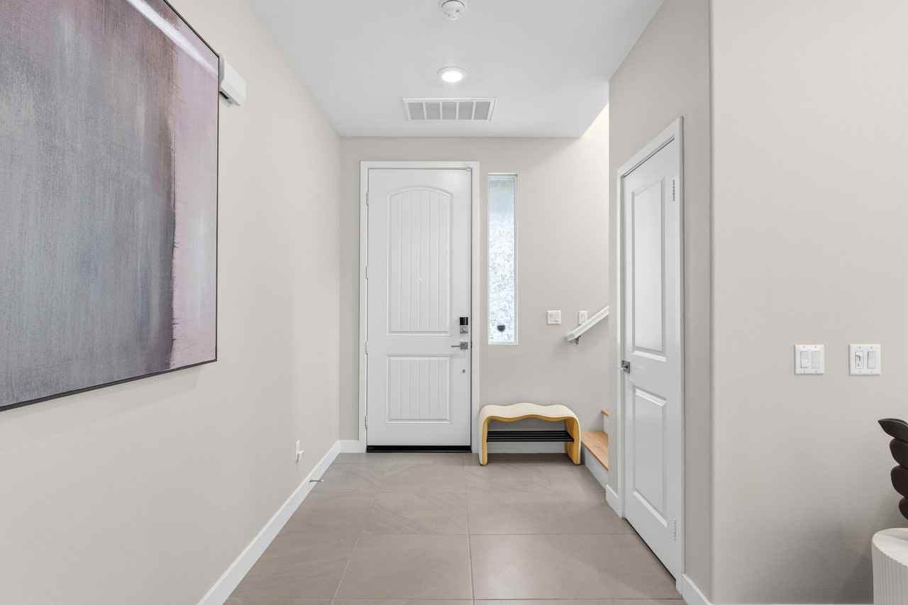 41 Savannah Ct - Photo 4 of 45