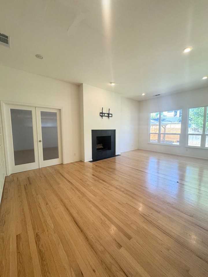 620 Lincoln St - Photo 4 of 21