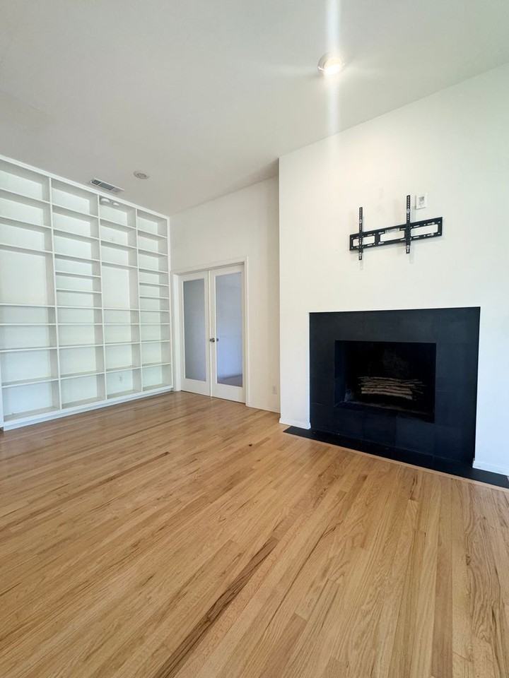 620 Lincoln St - Photo 5 of 21