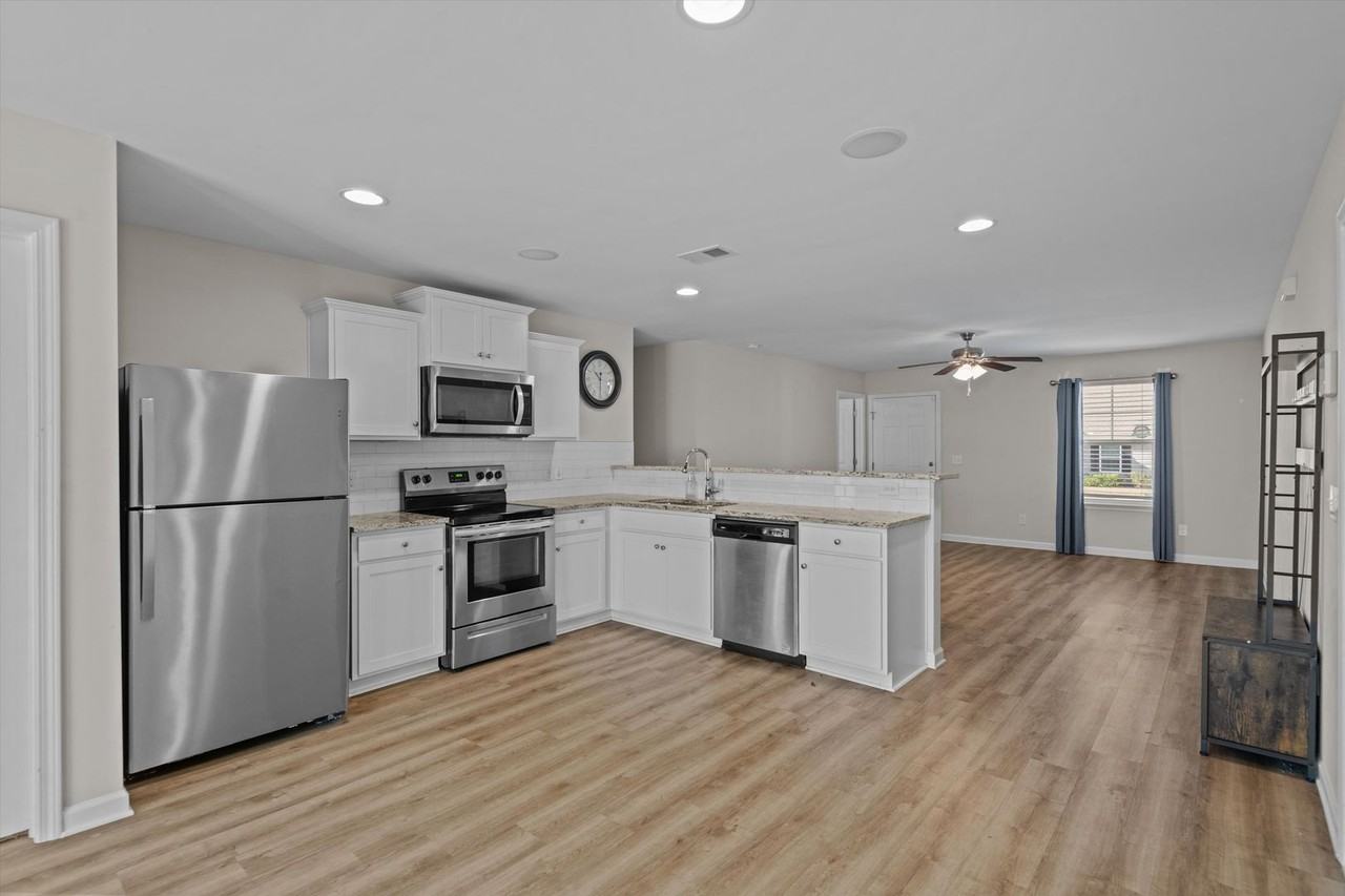 297 Wahoo Cir - Photo 7 of 19