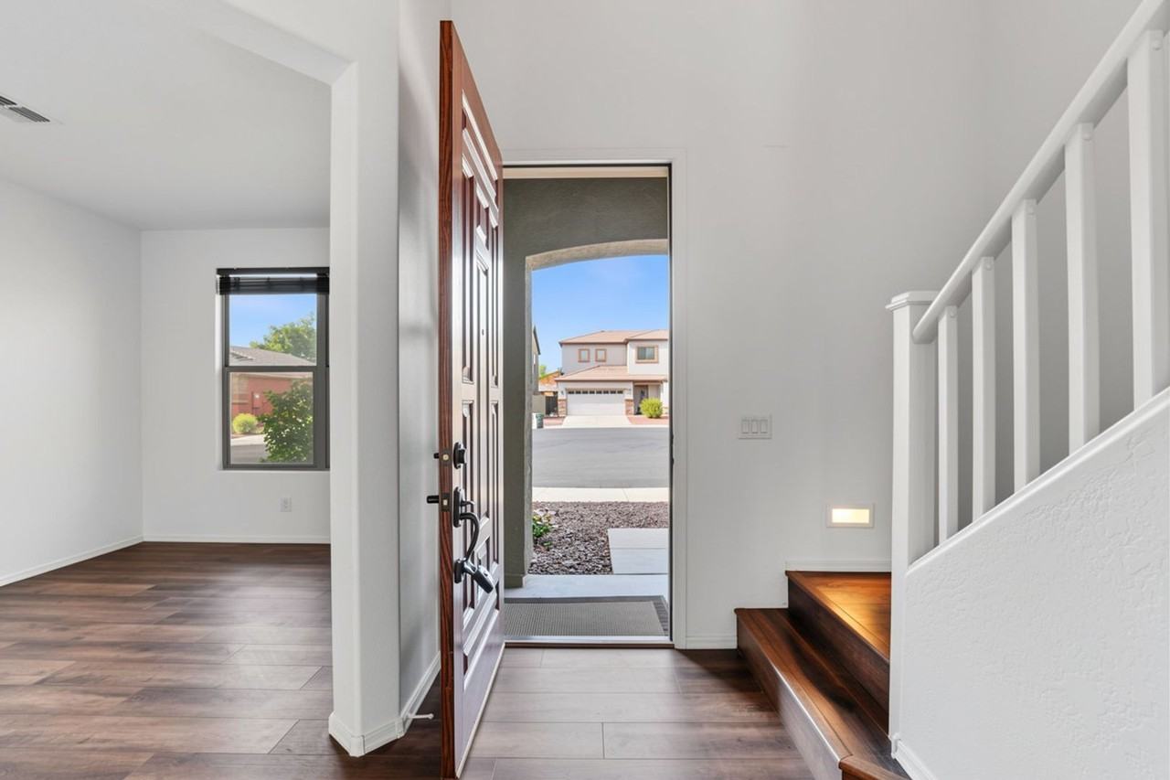 11707 W Planada Ct - Photo 3 of 30