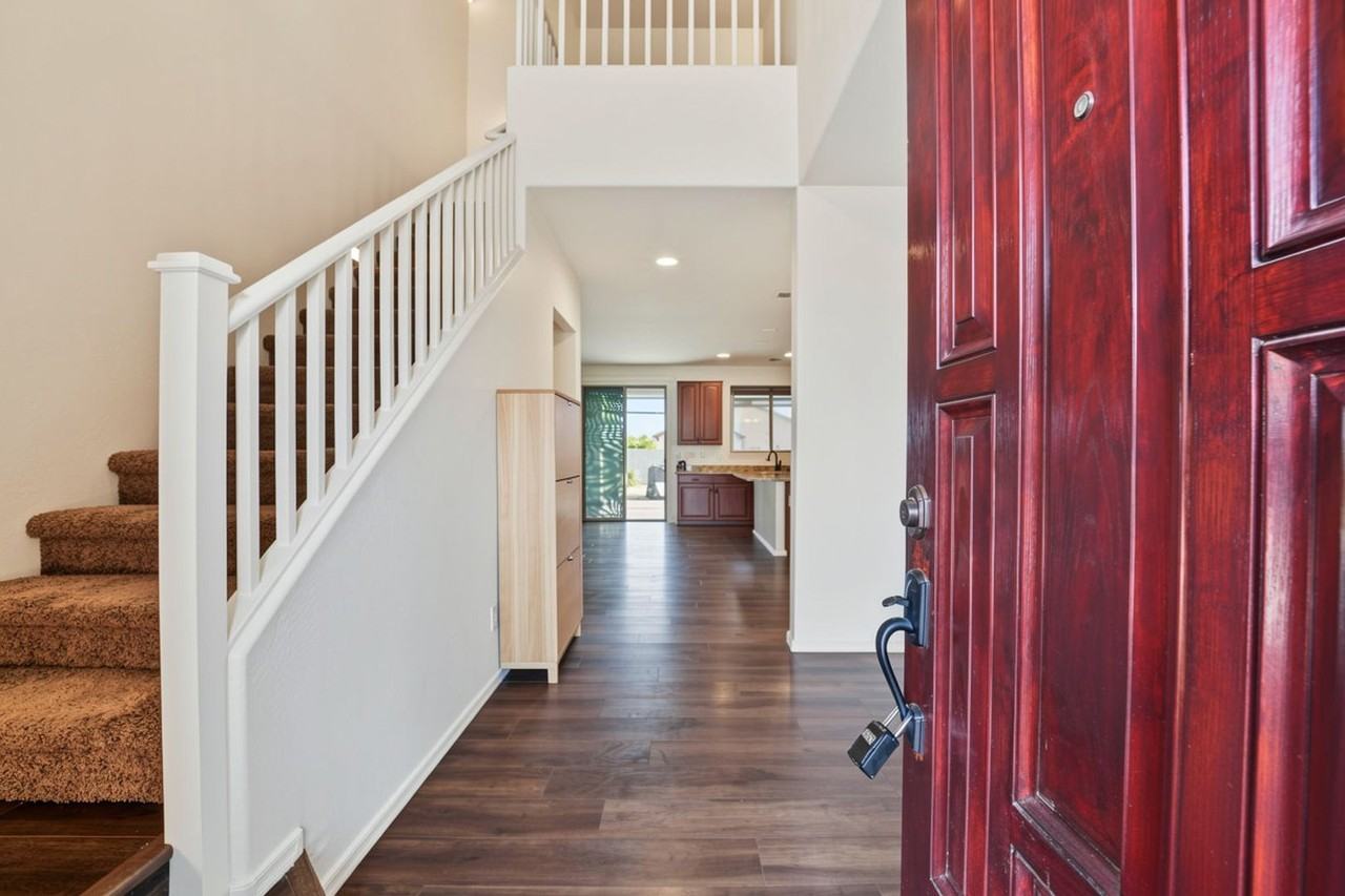 11707 W Planada Ct - Photo 4 of 30