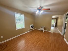 27 Todd St Ne - Photo 1 of 1