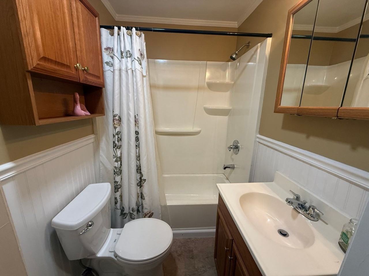 27 Todd St Ne - Photo 7 of 9