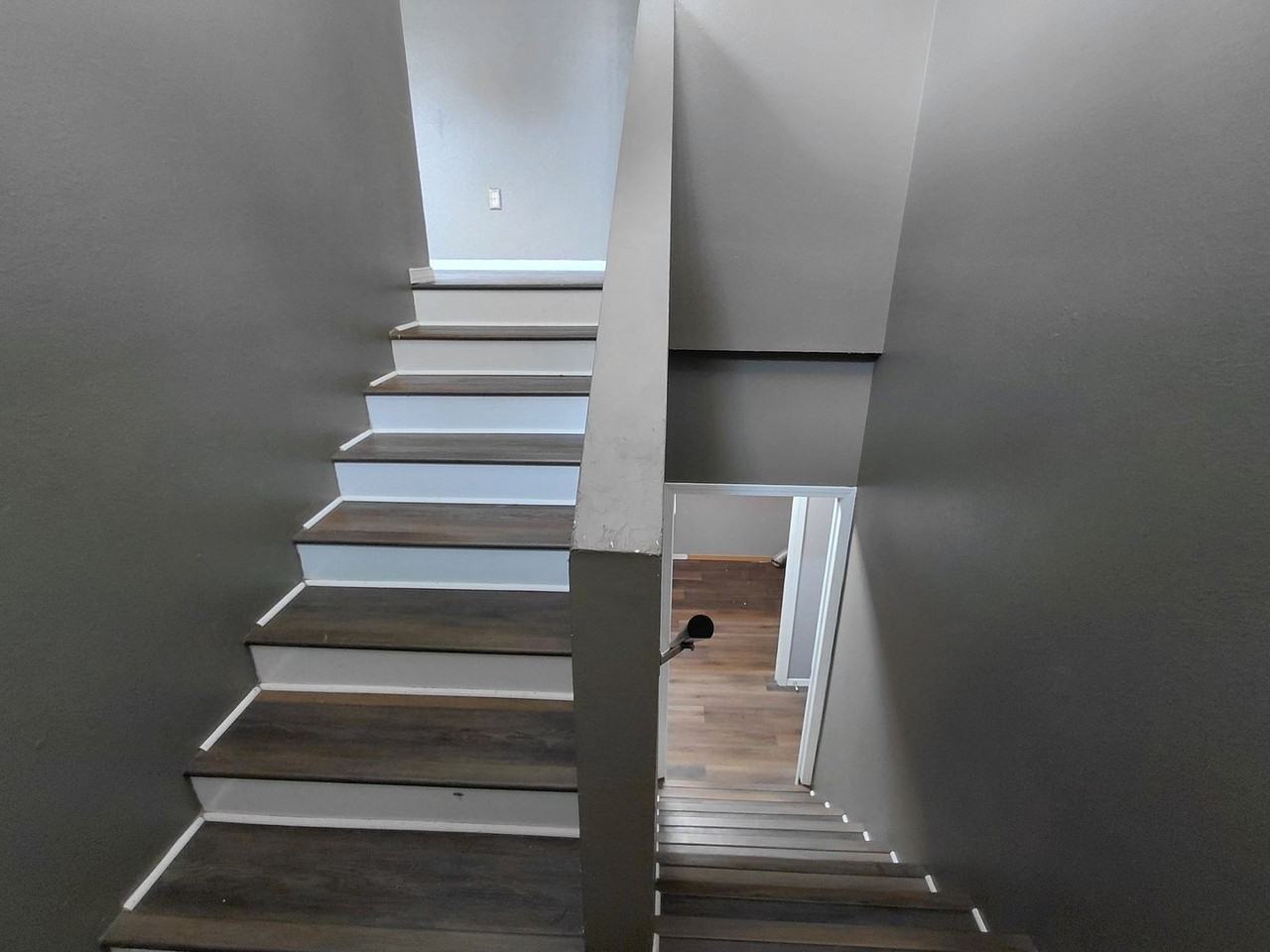 15430 Top Dr - Photo 4 of 19