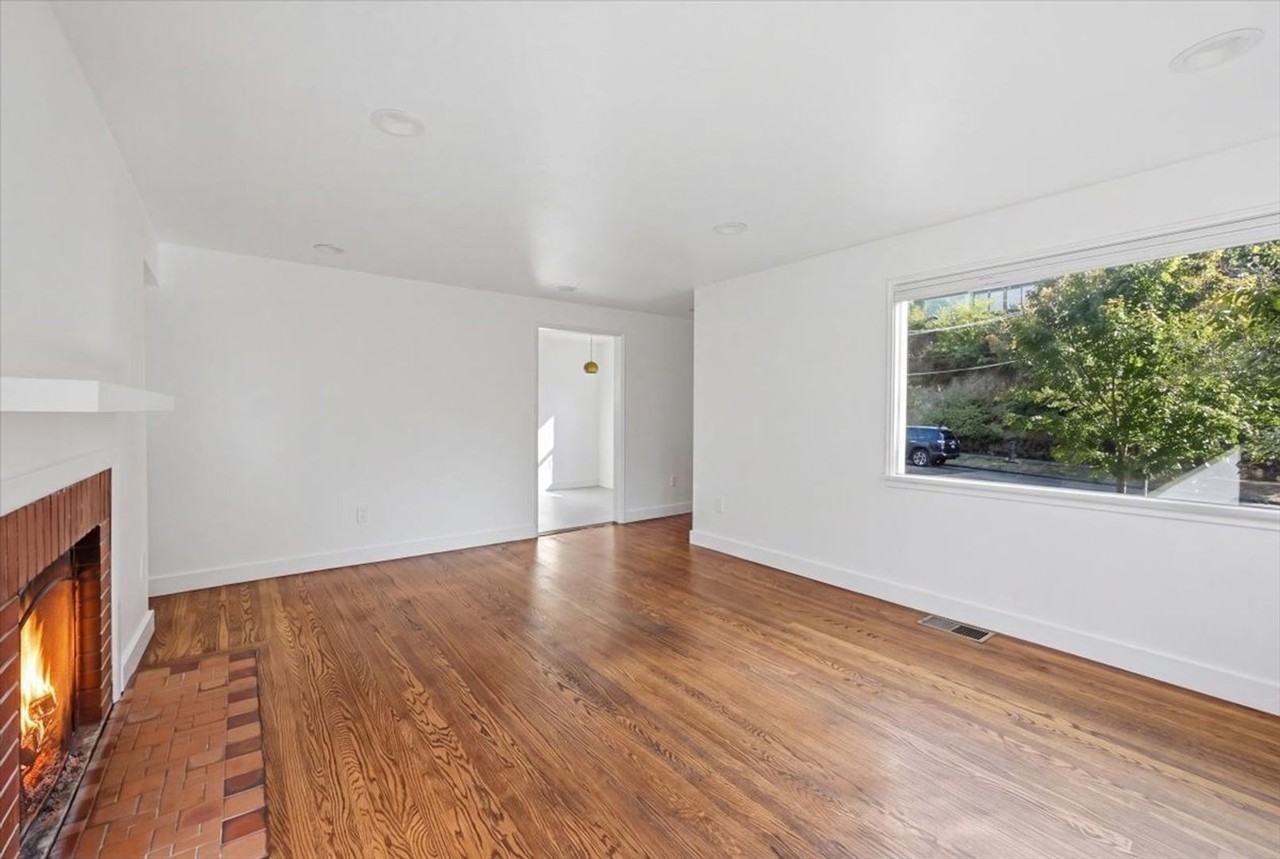 4303 Baker Ave Nw - Photo 3 of 26