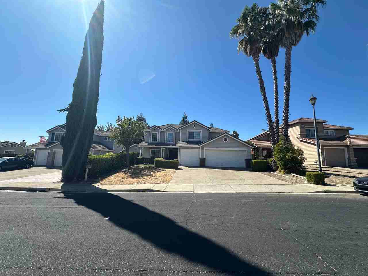 5144 Pioneer Way - Photo 2 of 31