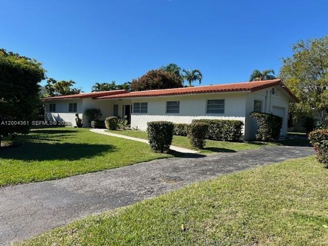 2500 Sw 58th Ave #2500 - Photo 4 of 20