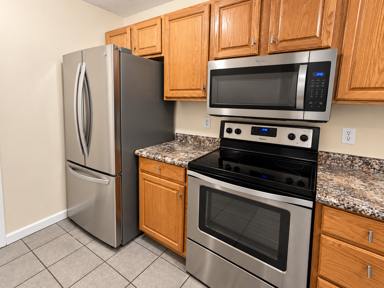 10300 Southern Meadows Dr - Photo 3 of 15