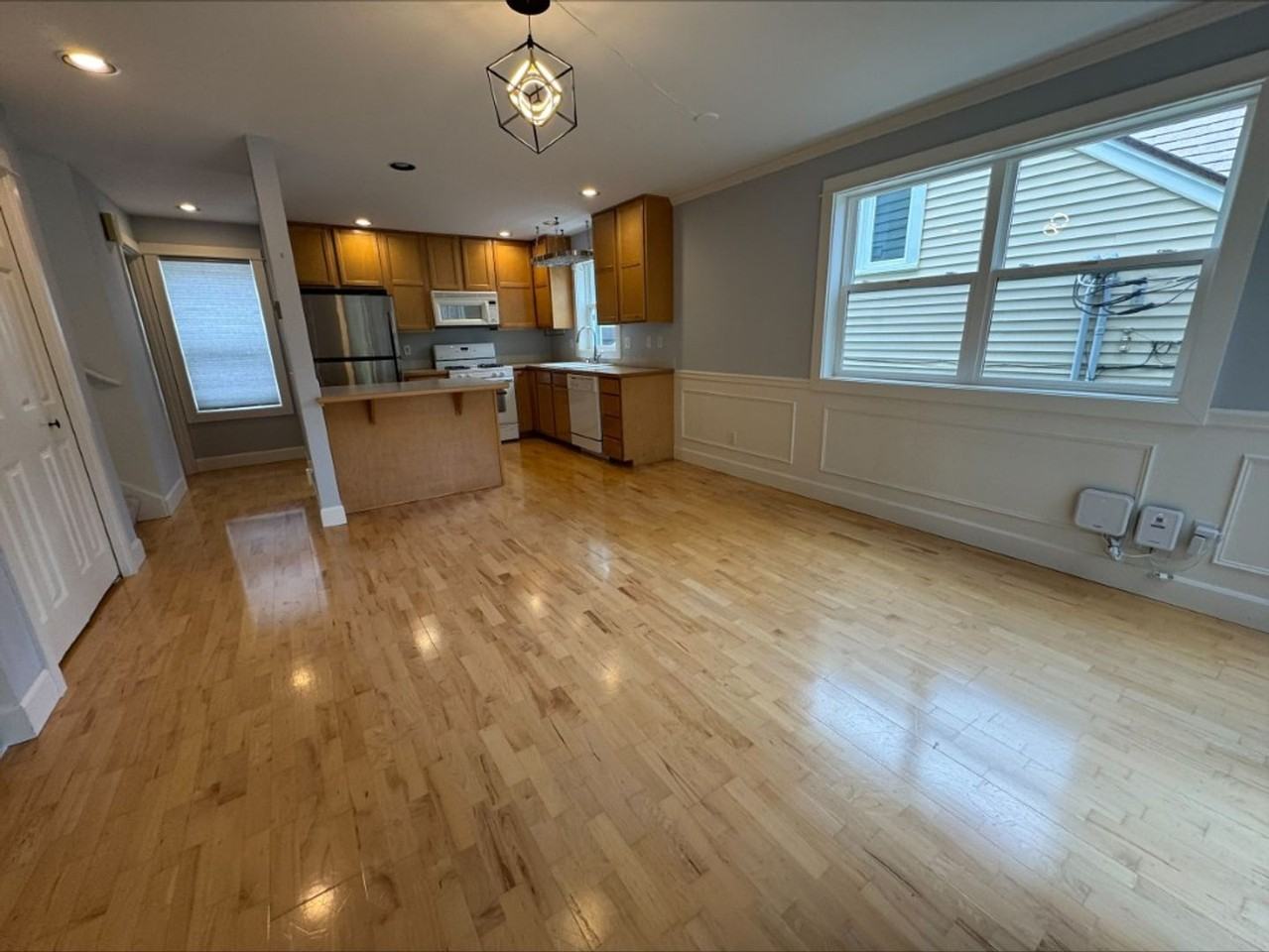 1413 Nw 60th St #A - Photo 6 of 21