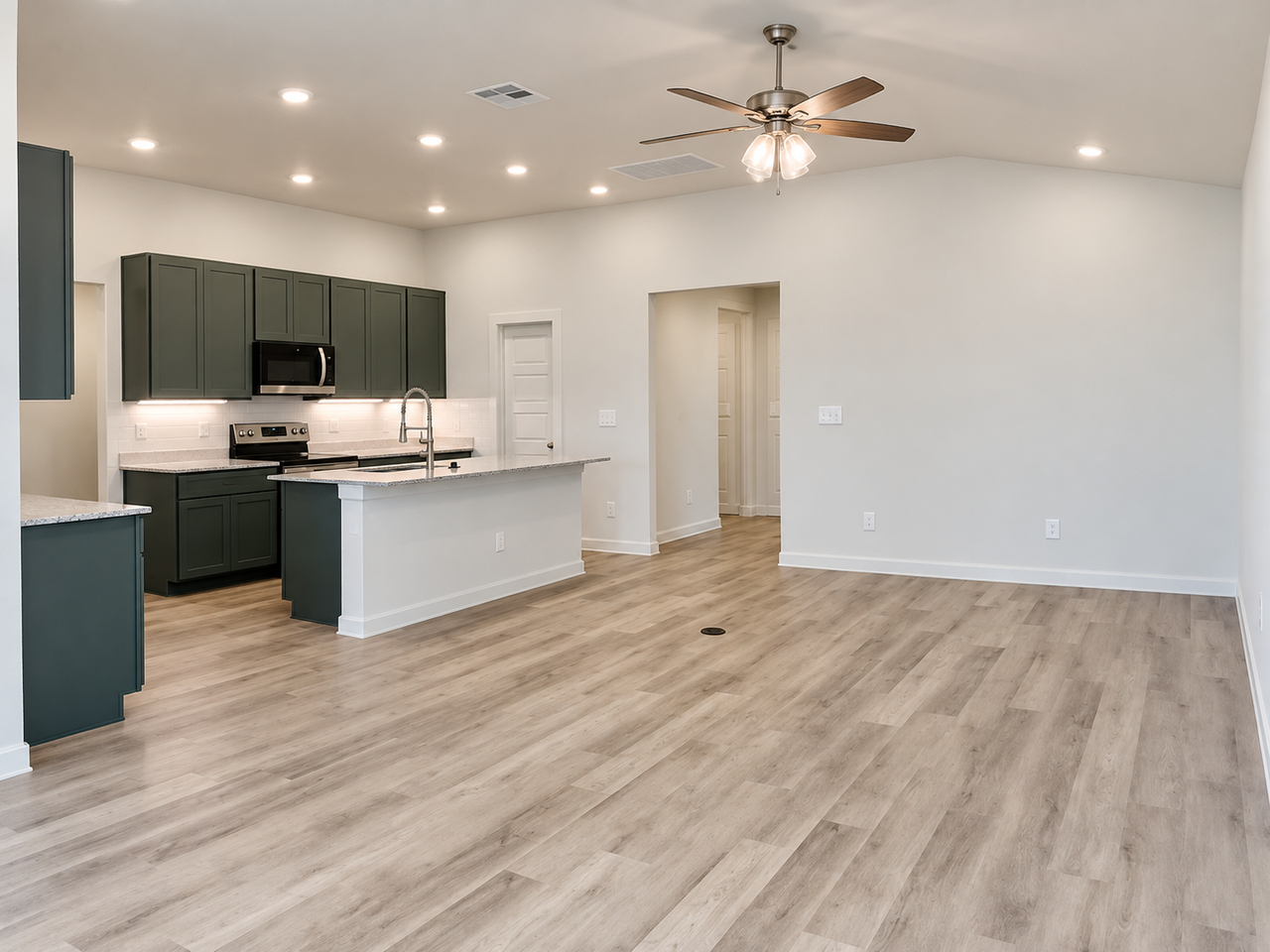 7113 14th St - Photo 6 of 30