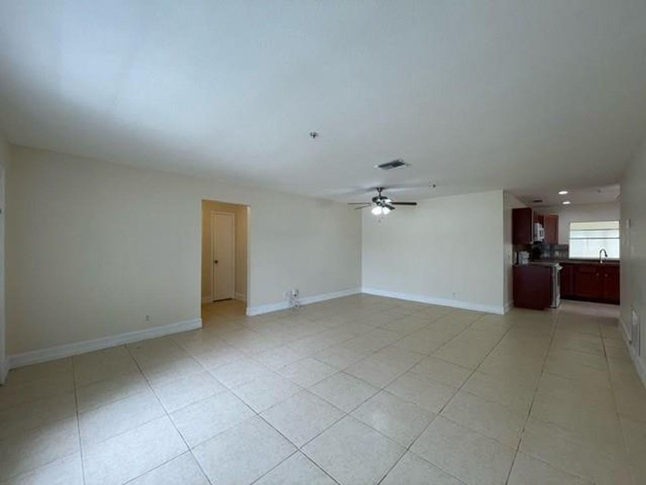 22744 Sw 55th Ave - Photo 2 of 16