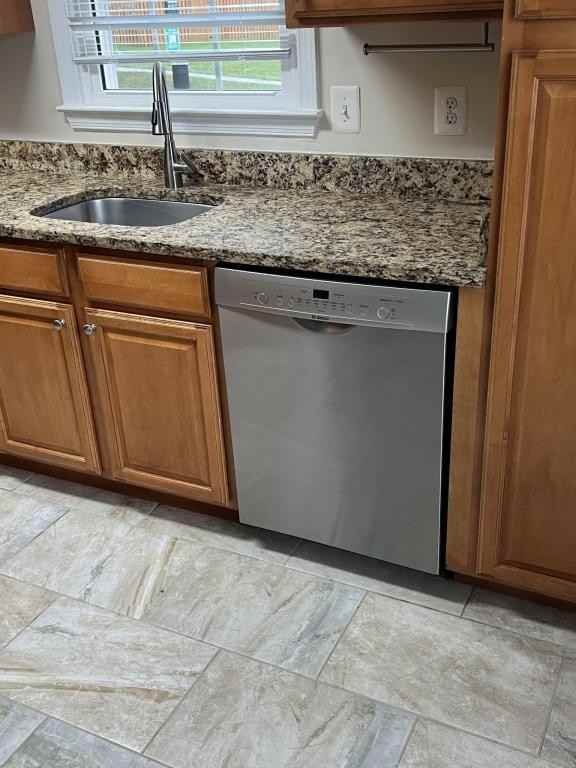 937 Holborn Ct - Photo 4 of 35