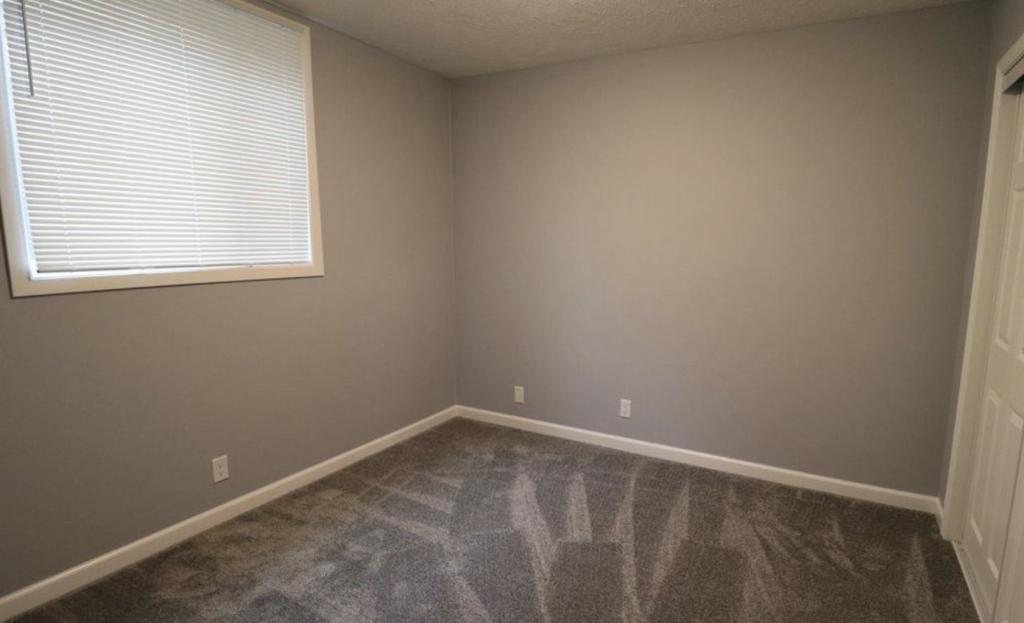 526 S 25th St #1 - Photo 6 of 10