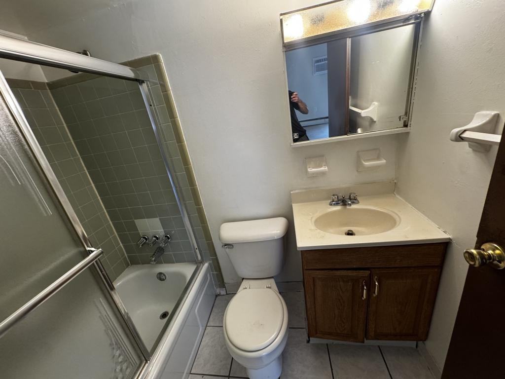 911 Rogers Pl - Photo 6 of 11