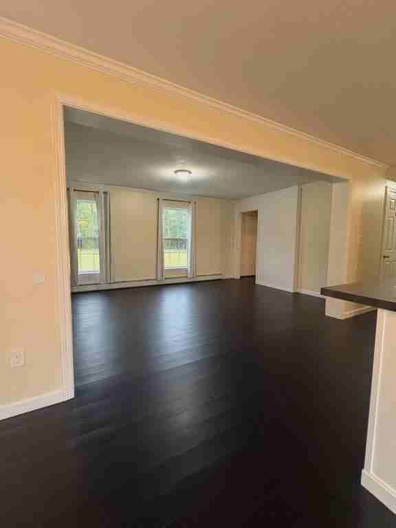 98 Lincoln St - Photo 6 of 19