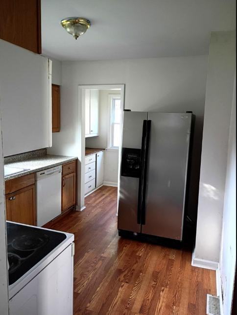 159 Millbank St - Photo 3 of 10