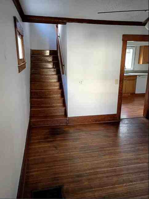 159 Millbank St - Photo 7 of 10