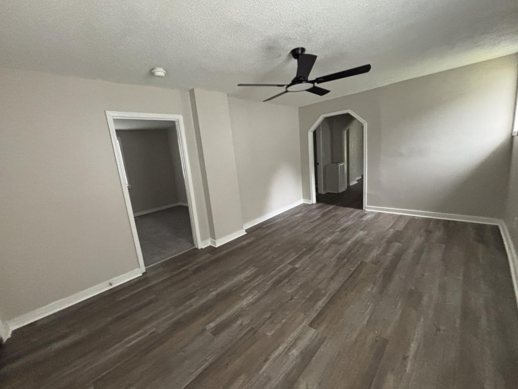 1239 Boone St - Photo 5 of 22