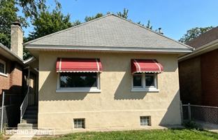 featured image of 8239 S Woodlawn Ave