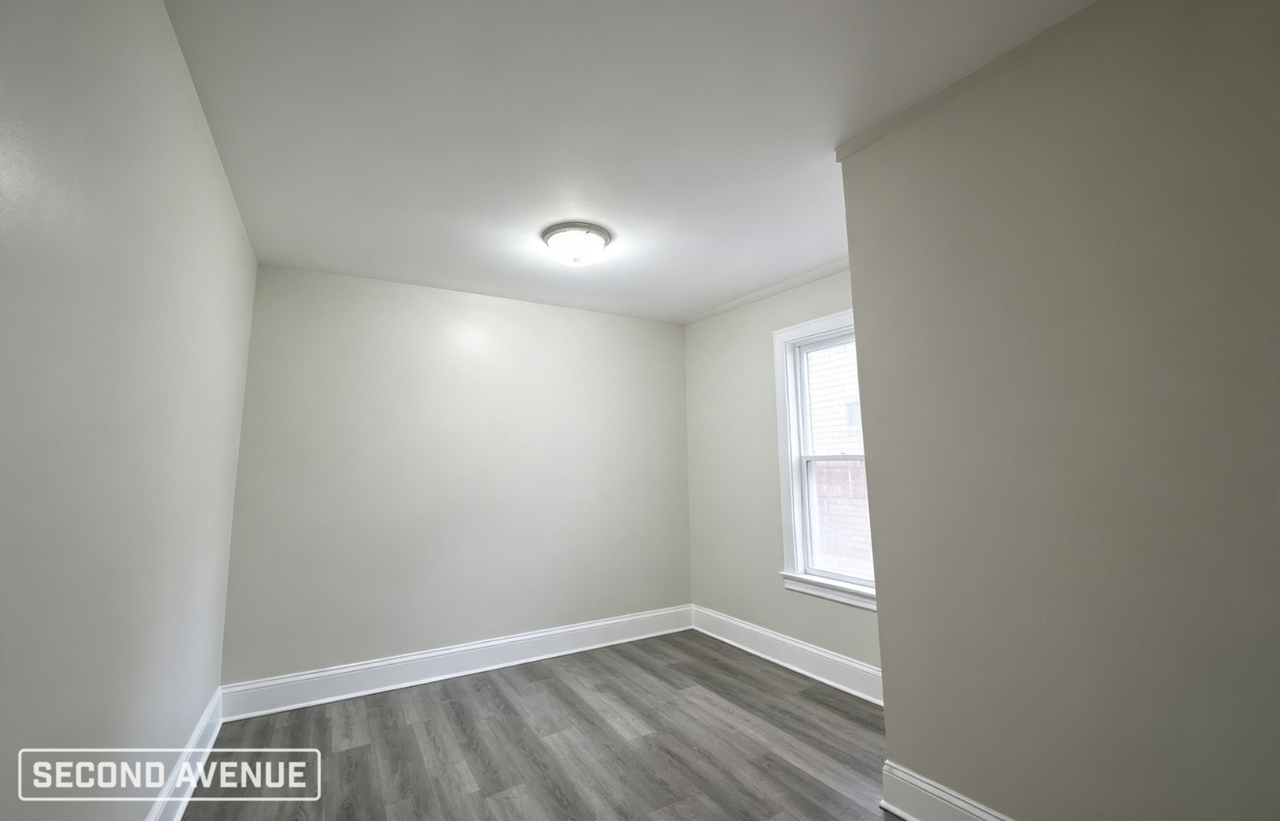 8239 S Woodlawn Ave - Photo 6 of 18