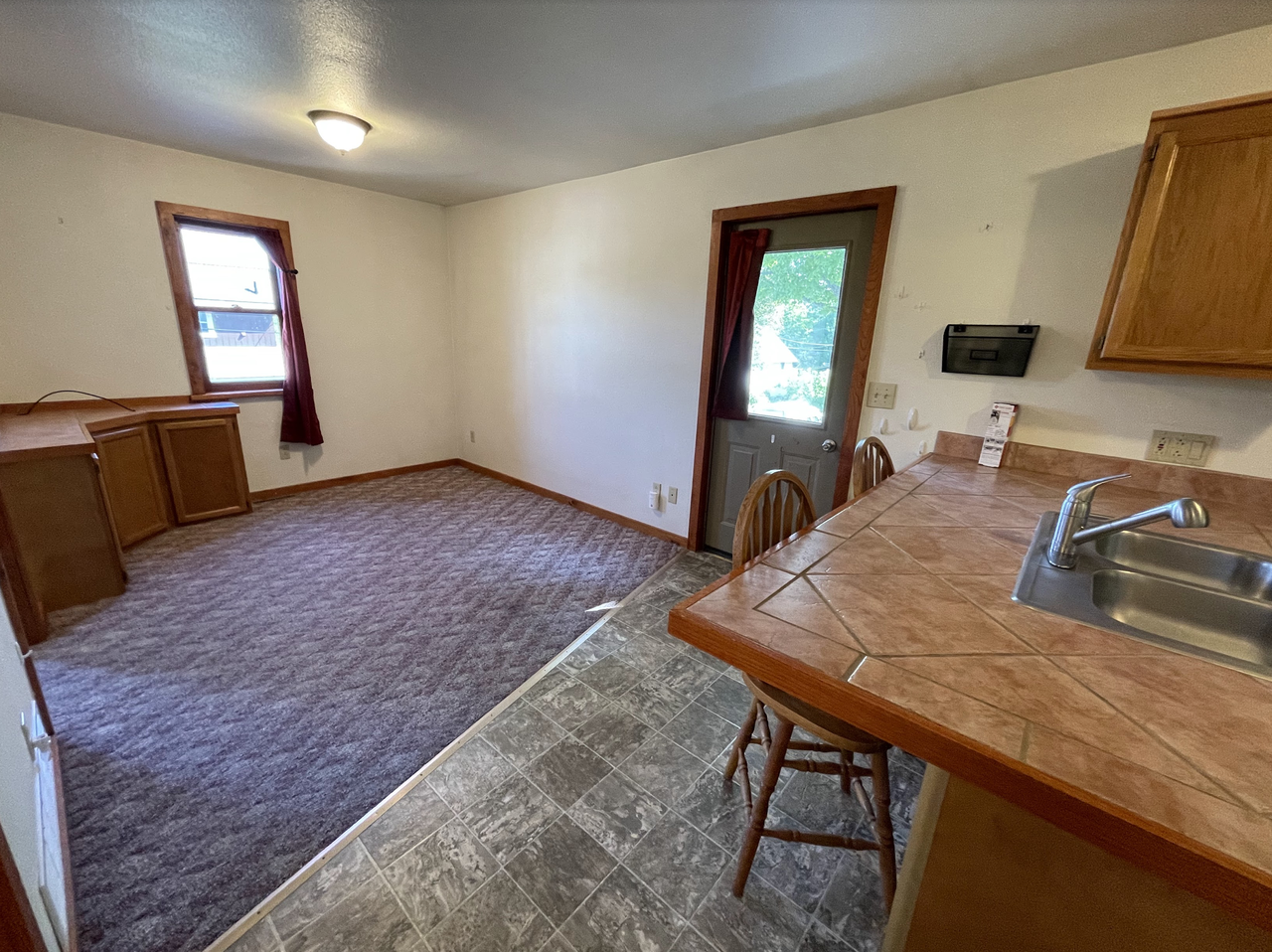 807 E South Ave #2 - Photo 2 of 15