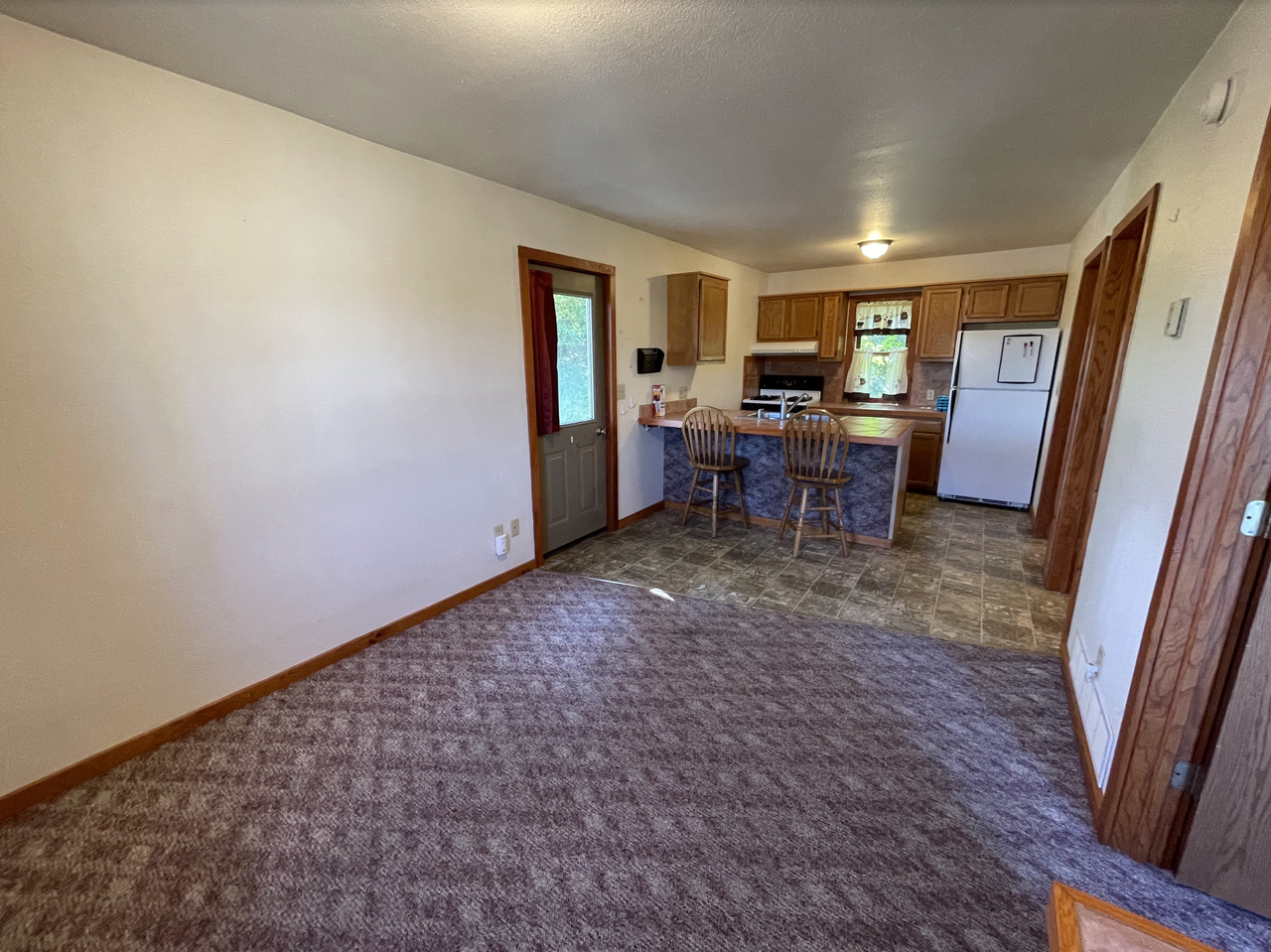807 E South Ave #2 - Photo 4 of 15