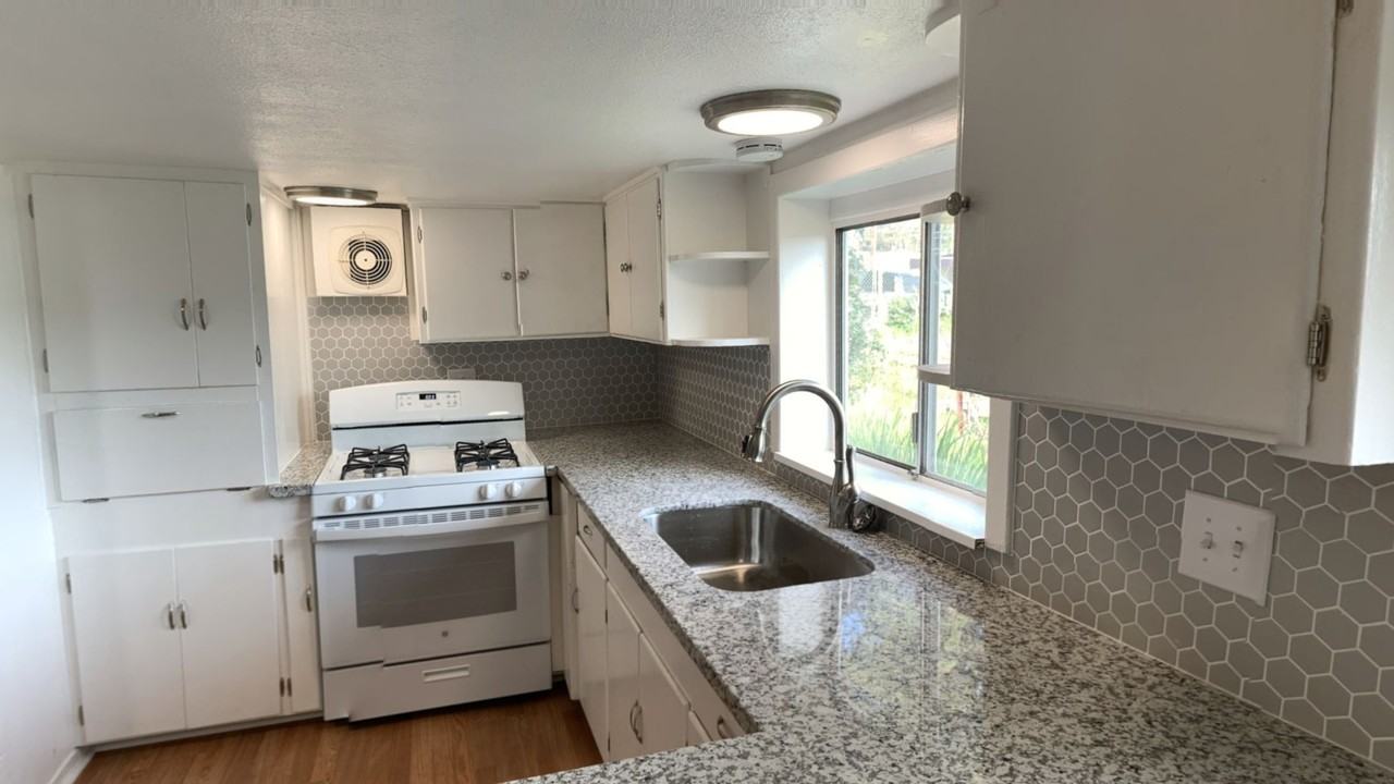 836 Wall St #2 - Photo 6 of 6