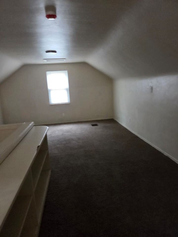 4249 Duane St - Photo 5 of 11
