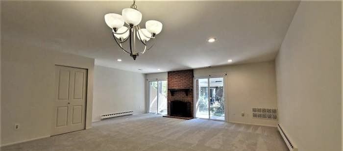 1605 Bromley Est - Photo 4 of 18