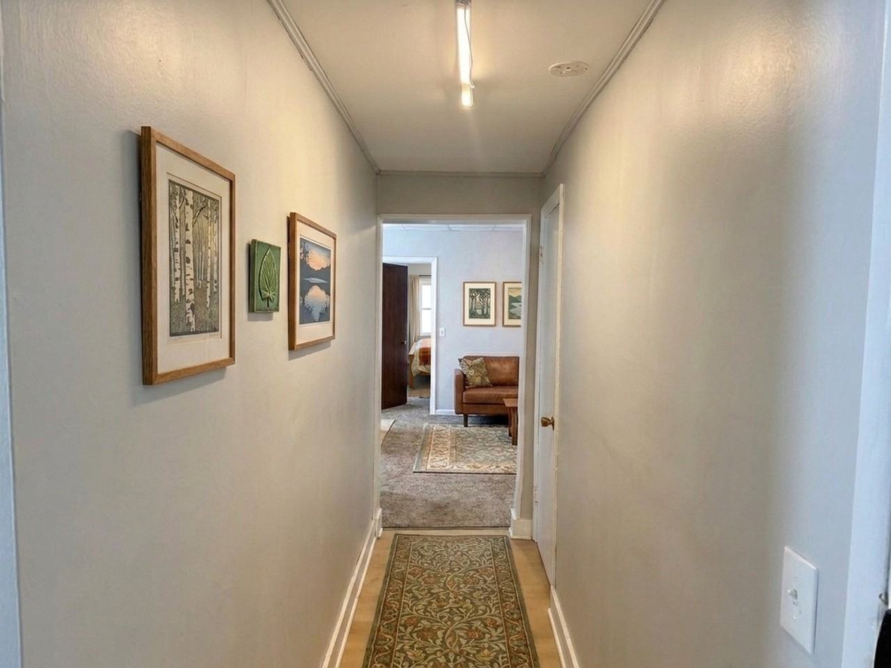 243 Niagara St #3 - Photo 3 of 9