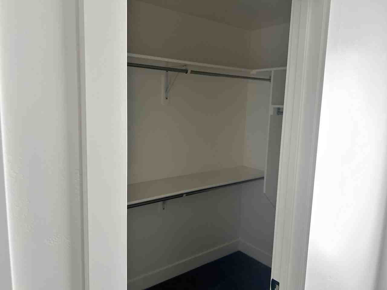 7050 S Bedford Ave - Photo 2 of 11