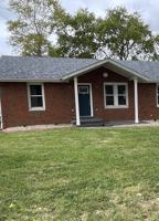 featured image of 4 Lexington Dr