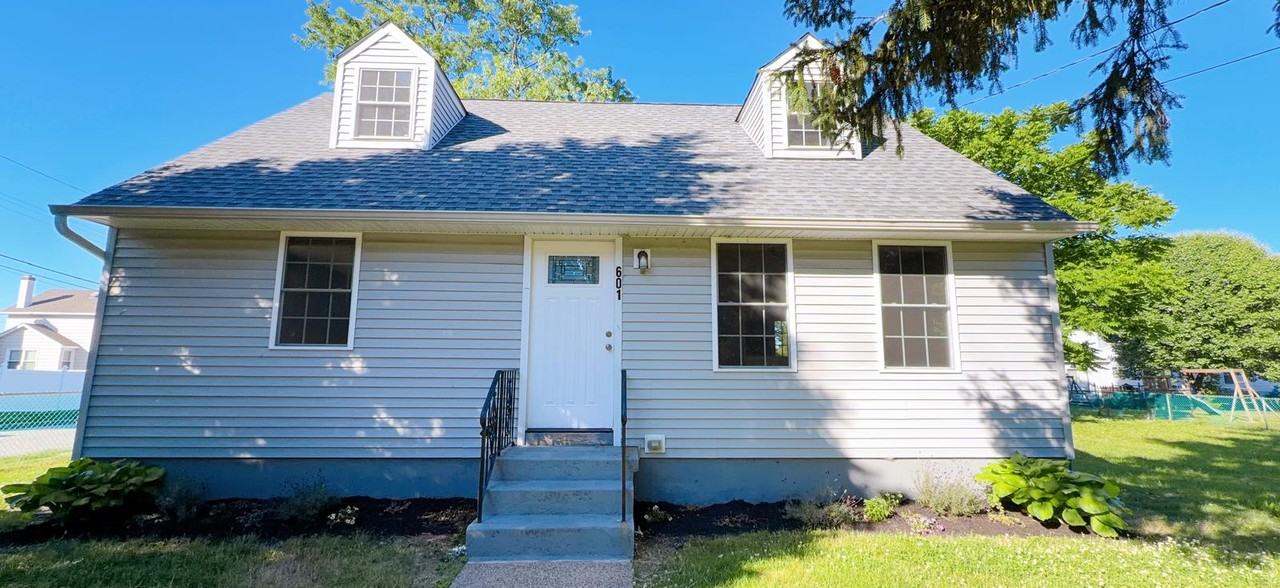601 Uhler Ave - Photo 2 of 23