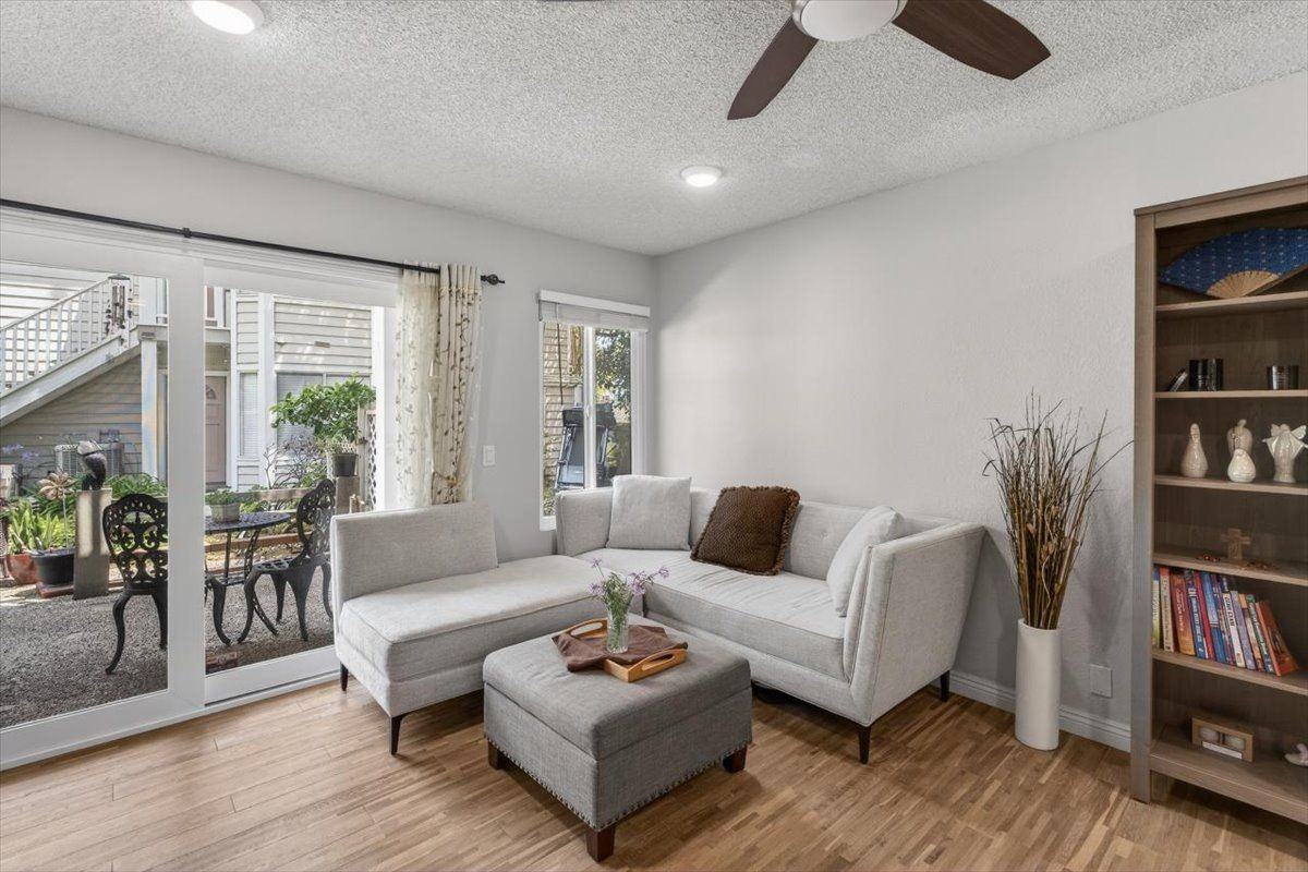 22230 S Vermont Ave - Photo 5 of 25
