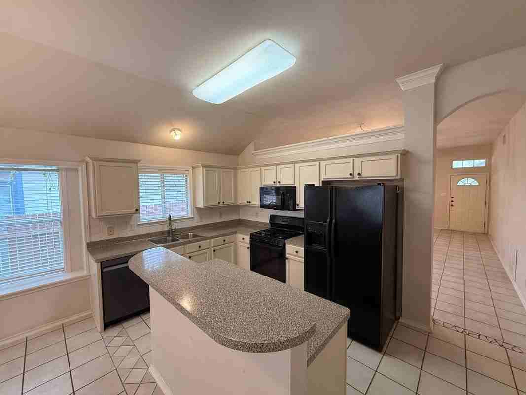 11214 Woodwaters Way - Photo 5 of 20
